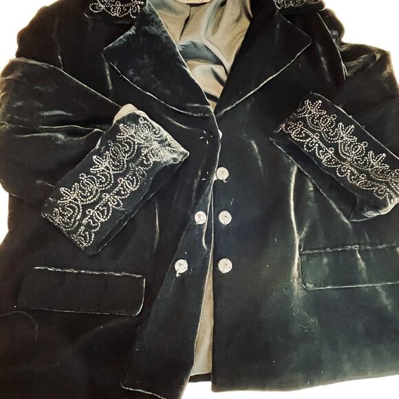 Tahari Black Velvet Embroidered Trim Cropped Ruffle Hem Evening Dressy Jacket 6 - Picture 6 of 14